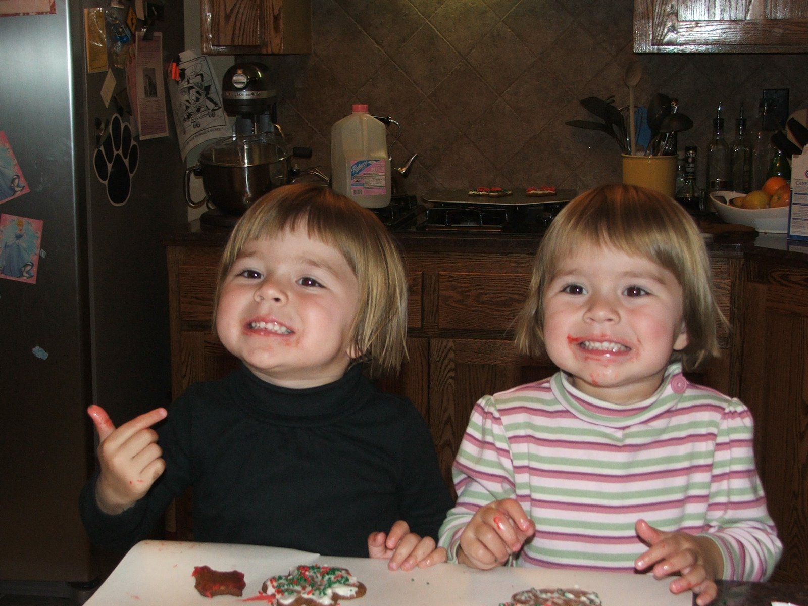 [Making+Cookies+3.JPG]