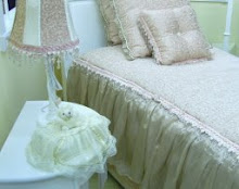 Adding a delicate Lace-Bear-Top tissue box cover to your child's bedroom adds a sense of comfort.