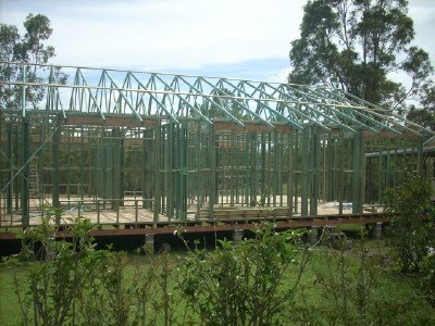 [ext+trusses+comp+1.jpg]