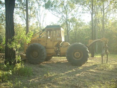 [logging+machine.jpg]