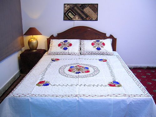 Yastık başı dantel örnekleri YASTIK+KENAR+(6) Yastık başı dantel örnekleri