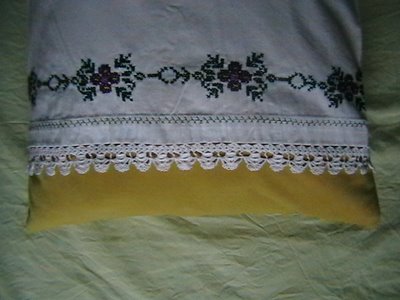 Yastık başı dantel örnekleri YASTIK+KENAR+(1) Yastık başı dantel örnekleri
