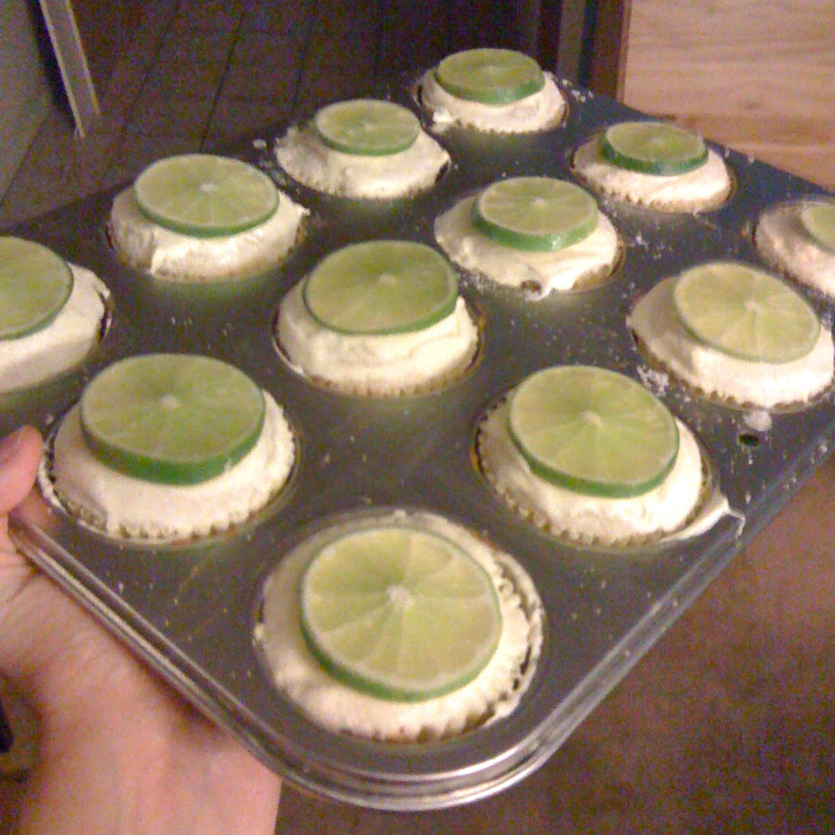 Do You Know the Muffin Pan? Dos Margarita Cupcakes