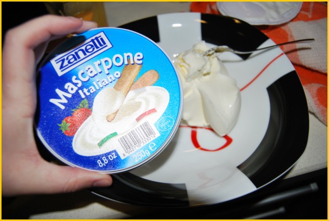 [Tiramisú+de+fresa+007+[640x480].jpg]