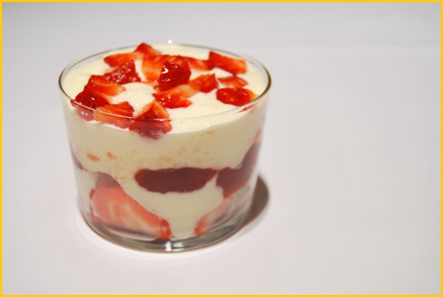 [Tiramisú+de+fresa+041+[640x480].jpg]
