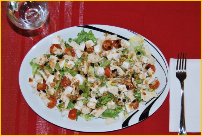 [Ensalada+templada+de+pollo+014+[640x480].jpg]