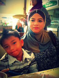 my cousin ( aiman with auntie sheila ) :DD