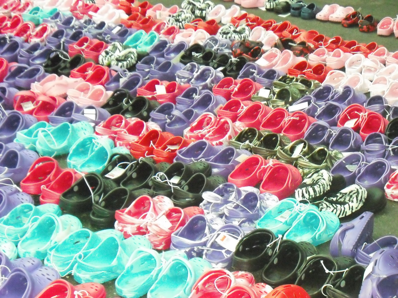 [shoes+005.jpg]