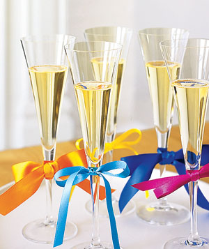 [champagne-flutes_300.jpg]