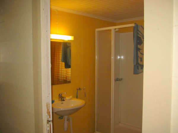 Saa som i himmelen...: boka om rÃvÃr kap. 8: badet i 2. etg.