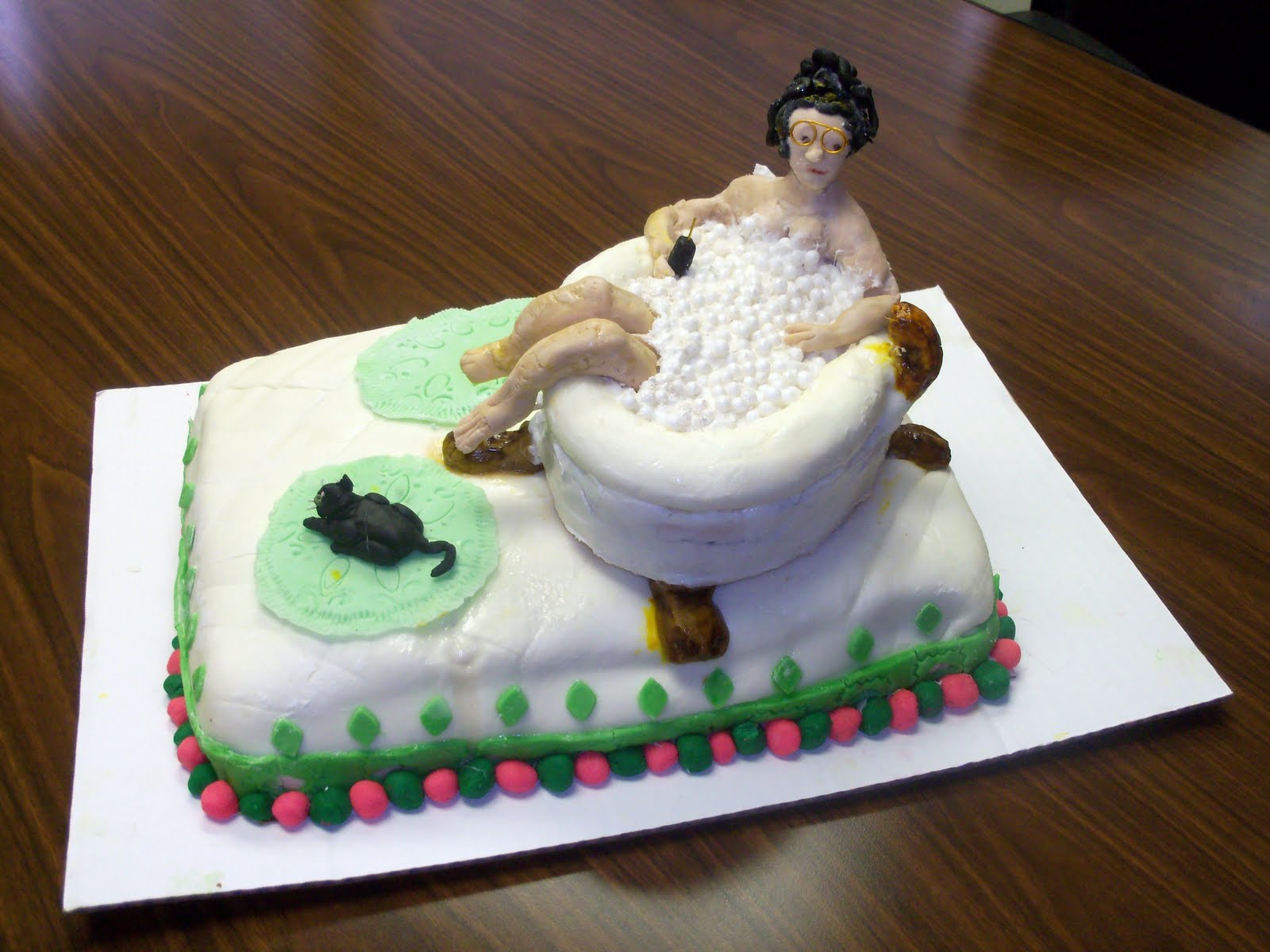 Michaelina s Cakes - jojom333@yahoo.com: Girl in Bathtub Cake