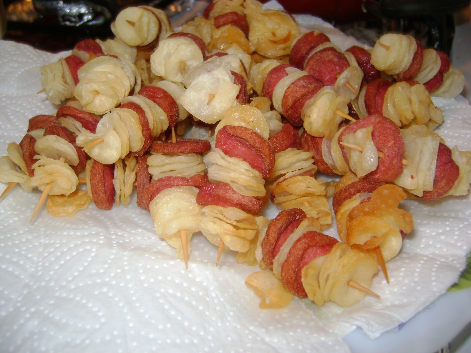 kürdanda sosisli yufka