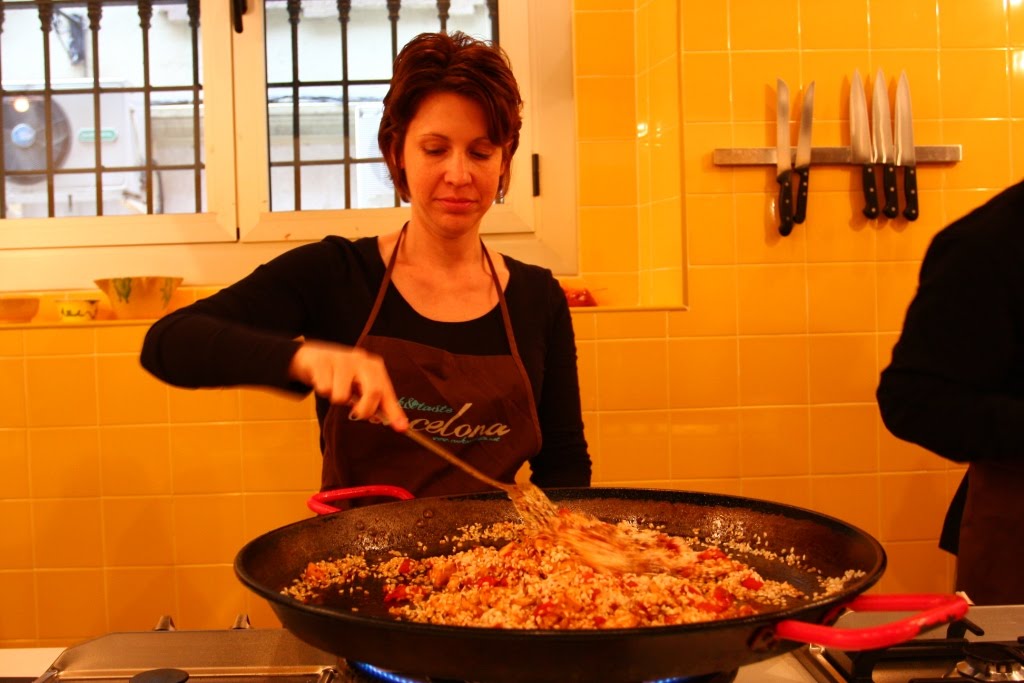 [carrie+paella.JPG]