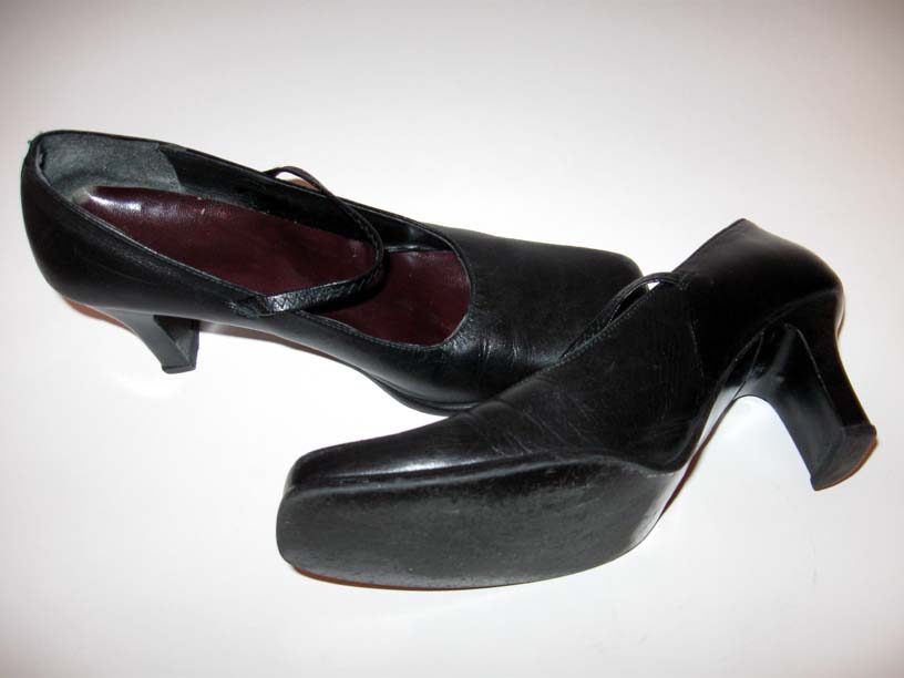 [Shoes.jpg]