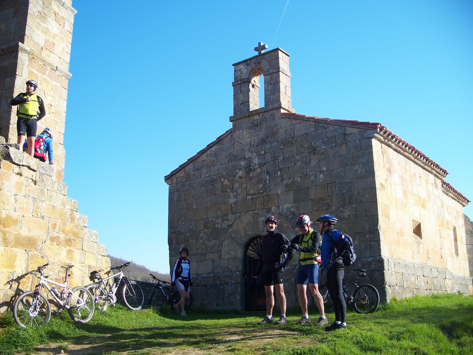 RUEDA LA BOTA VALDEPRADO DEL RIO. BTT