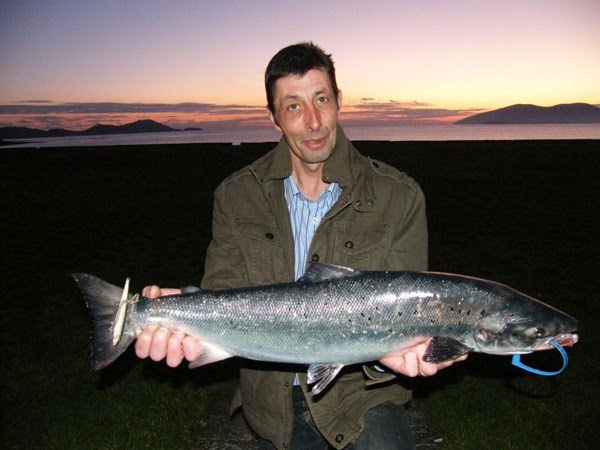 10 fevrier: Eric Jouen prend le 2eme saumon de la saison au Currane 10,5lbs