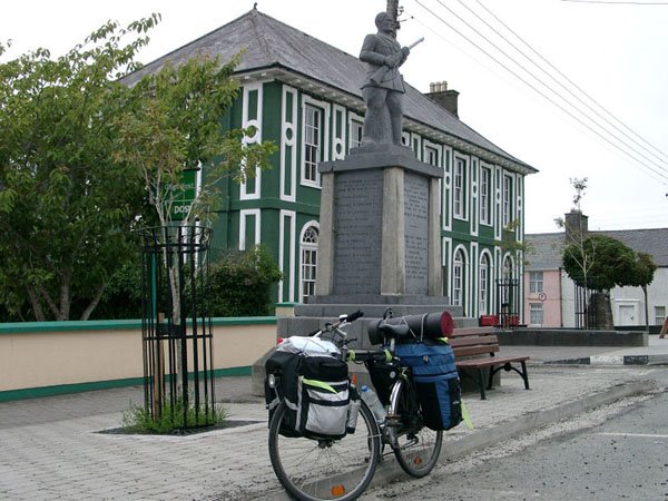 Freier dei all Library, haut den Community Center mam Tourist Office