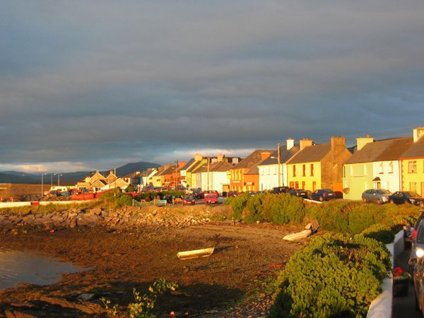 Portmagee, een klengt Fescherduerf stellt sech fir