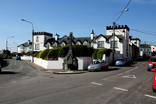 Butler Arms Hotel - Waterville. Ein altes tradionsbewusstes Hotel aus den goldenen Zeiten