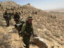 [aaa7canadian+soldiers.bmp]