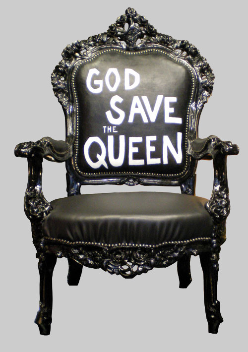 [GODSAVETHEQUEEN_LRG.jpg]