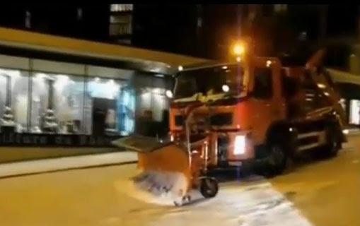 Video : 雪に負けてしまった除雪車…！！