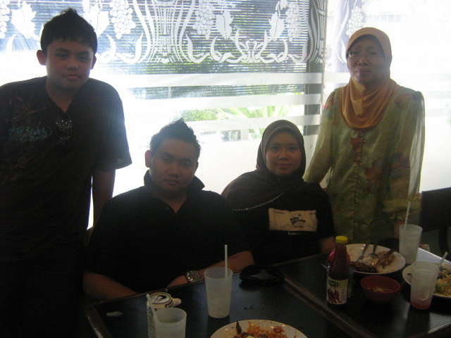 [IMG_3532.JPG]