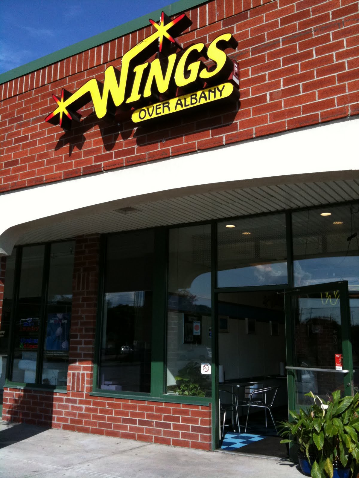 Mobile Munchies Wings Over AlbanyNY