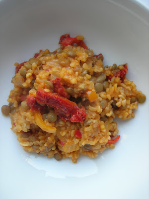 Cover the top of the pot with paper towel or a clean kitchen towel Bulgur Pilaf with Green Lentils (Mercimekli Bulgur Pilavi)