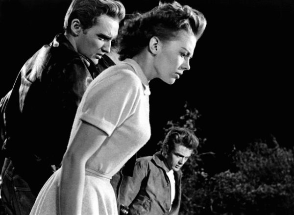 Dennis Hopper, Natalie Wood, James Dean. 3 rebels resting in peace. Dennis Hopper, Natalie Wood, James Dean. 3 rebels resting in peace.