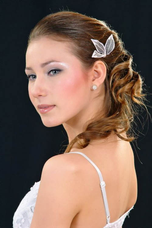 prom hairstyles updos for long hair. prom updo hairstyle. First you need medium to long length hair.