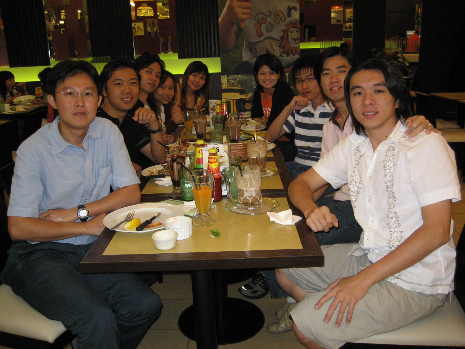[IMG_2801.JPG]