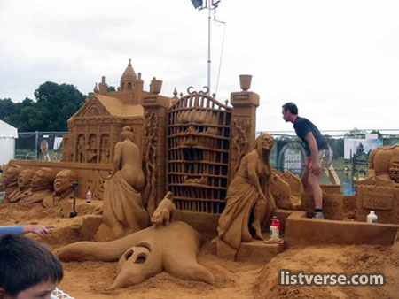 http://4.bp.blogspot.com/_2g_KsidpK6M/TPoTI_CtJNI/AAAAAAAAALY/bNIYCxCjNYw/s1600/_amazing_sand_sculpture.jpg