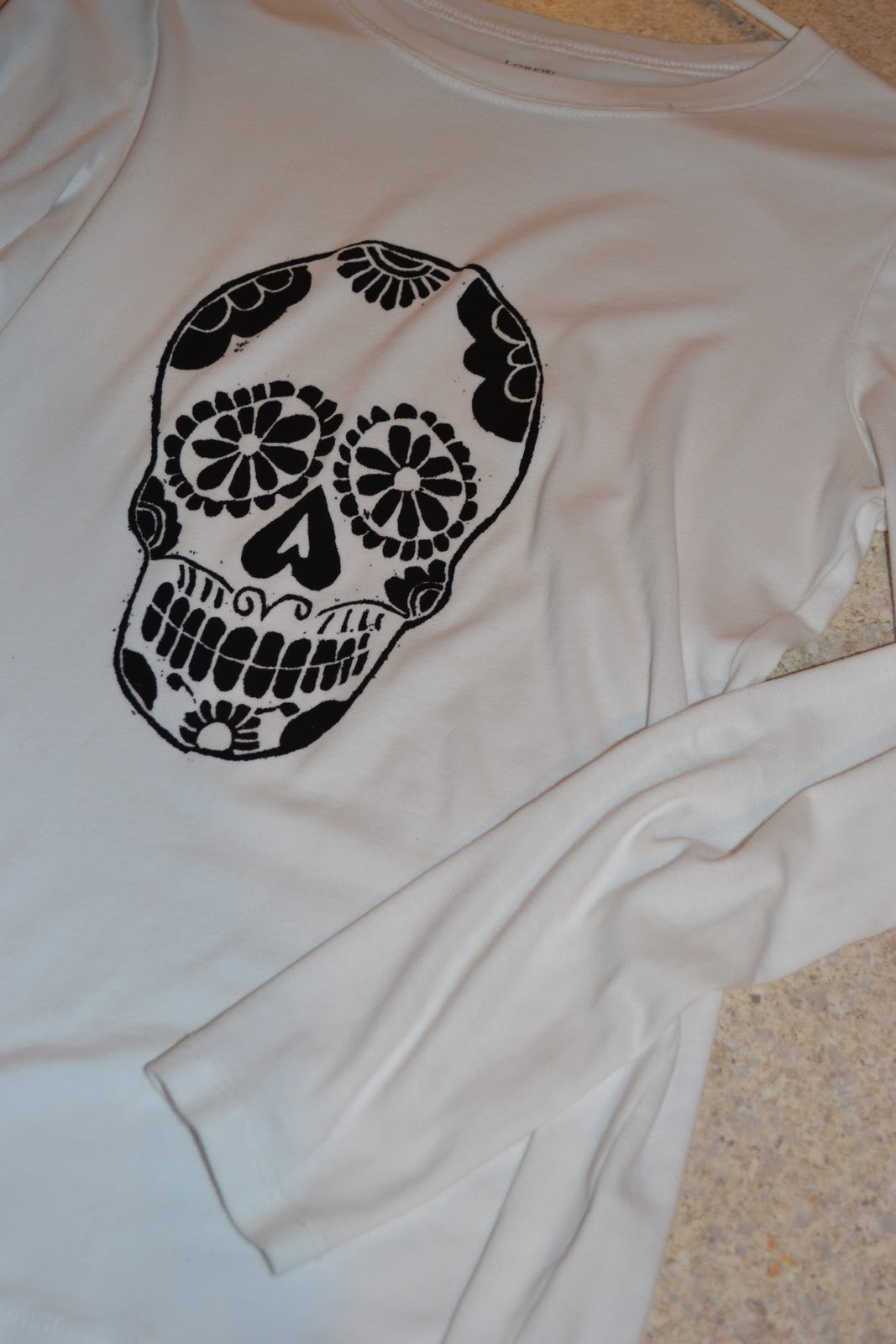 Skully Cakes Screen Printing!