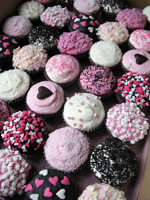 pink black and white cupcakes