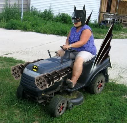 [lawn-mower-batman-humor-funny.jpg]