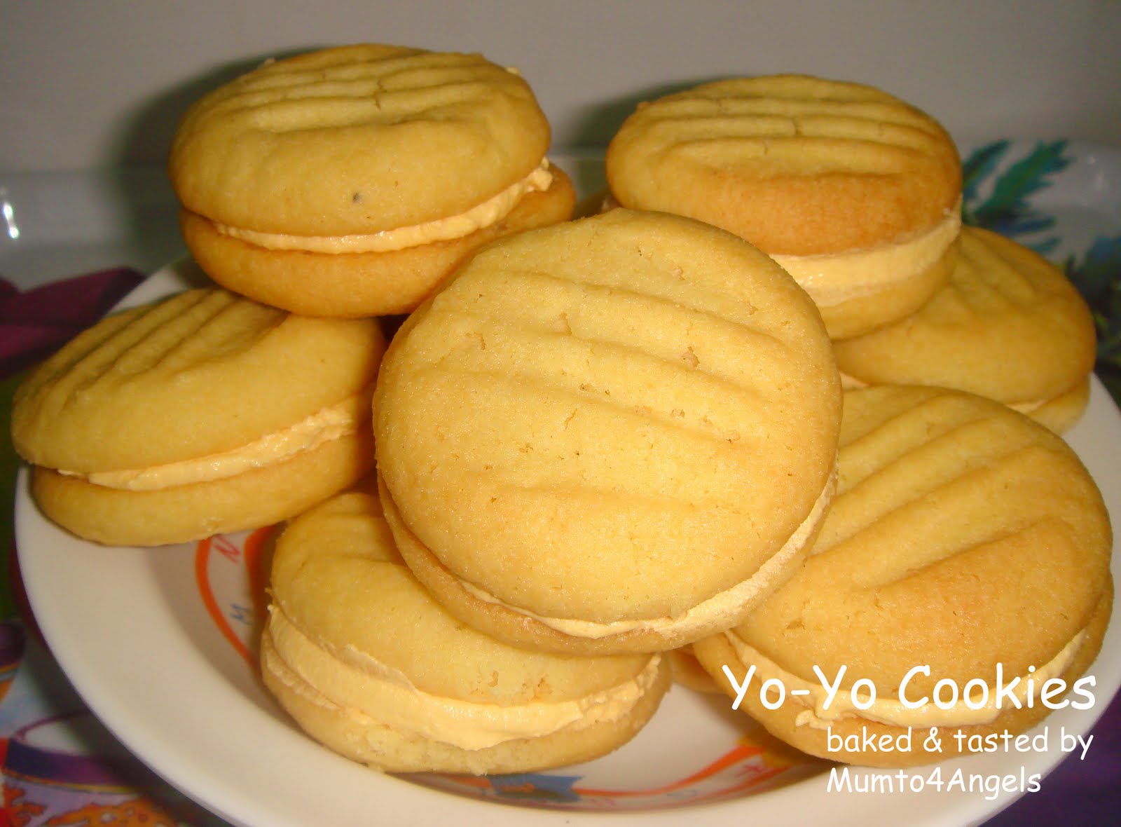 A Mum to 4 Angels YOYO Cookies with Buttercream Filling
