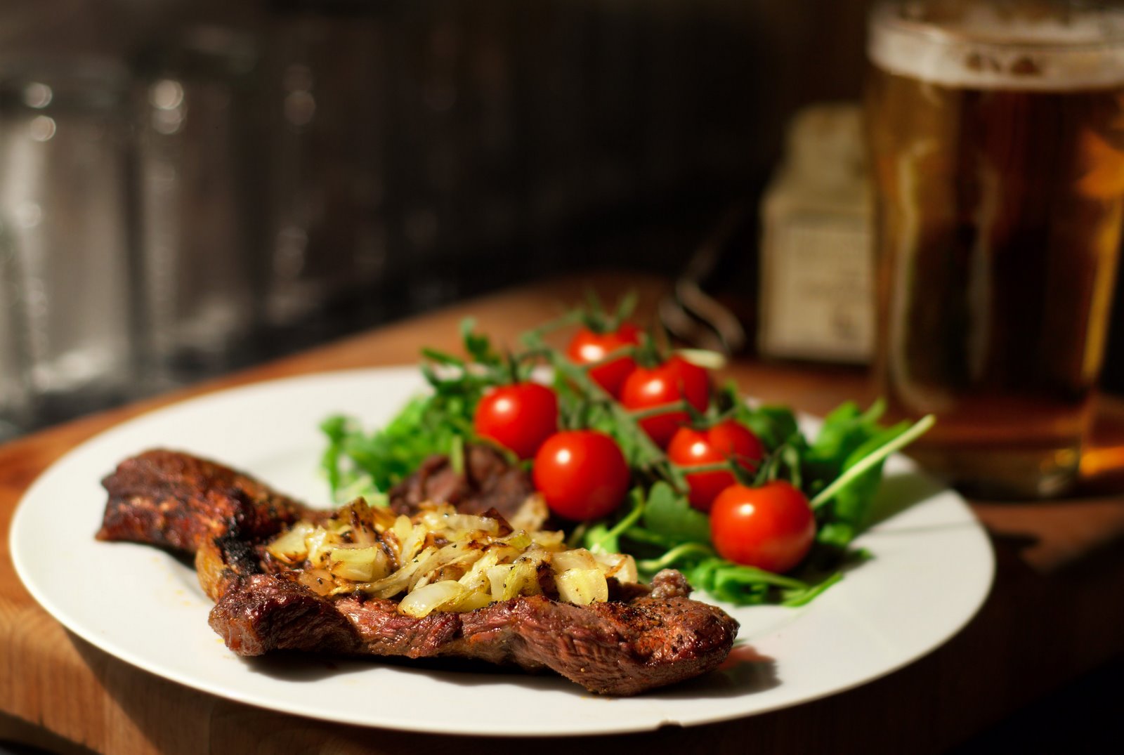 [steakandbeer.jpg]