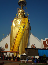 Standing Budha