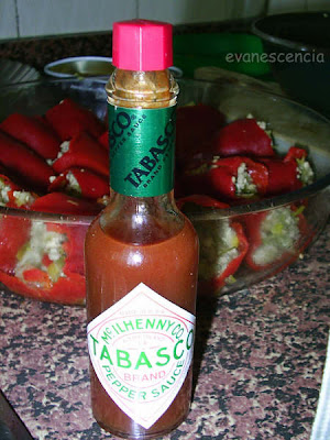 bote de tabasco bote tabasco