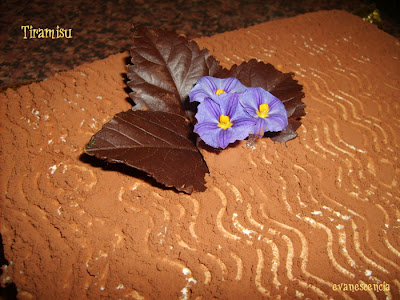 decorar con cacao en polvo decorar con cacao en polvo