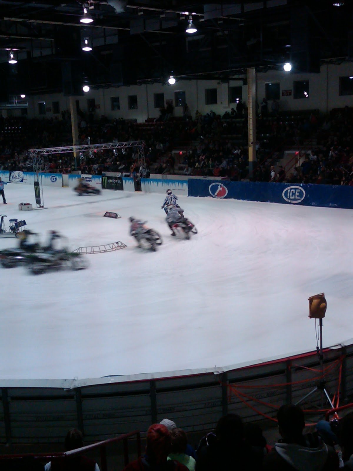 [IMG00132-20100129-2252.jpg]