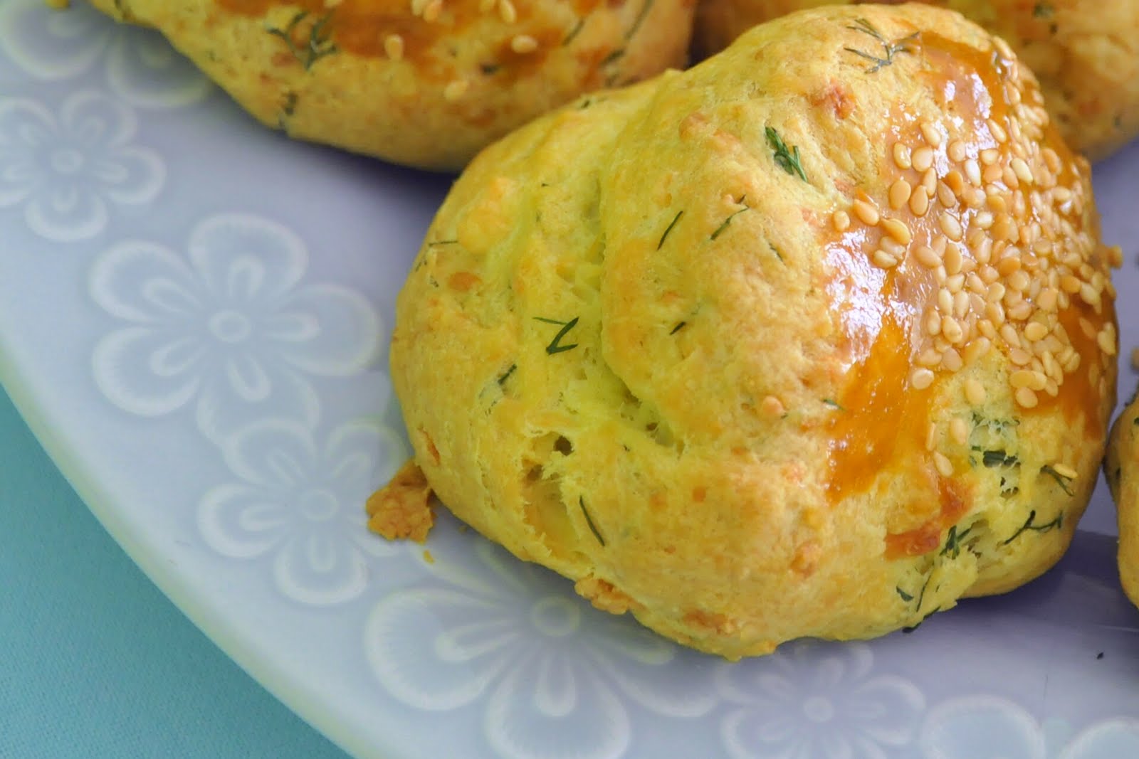 Dereotlu Kolay Çörek Tarifi Dereotlu Kolay Çörek Tarifi