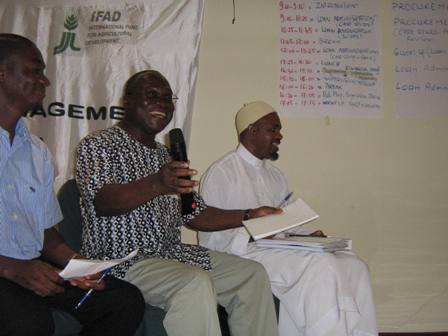 [Banjul_meet+the+minister.JPG]