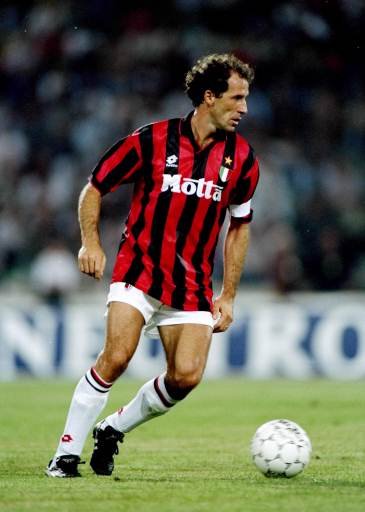 http://4.bp.blogspot.com/_2rd_8uQjJQY/TQcYcMsFqrI/AAAAAAAAAAw/DIEGqYGantI/s1600/6ed846ef97Baresi.jpg.jpg