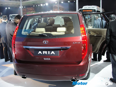 http://4.bp.blogspot.com/_2tE57PZSvMk/TH3-wpXcIYI/AAAAAAAAAZc/F8VYzWl78yc/s640/Maroon_Tata_Aria_Rear.jpg