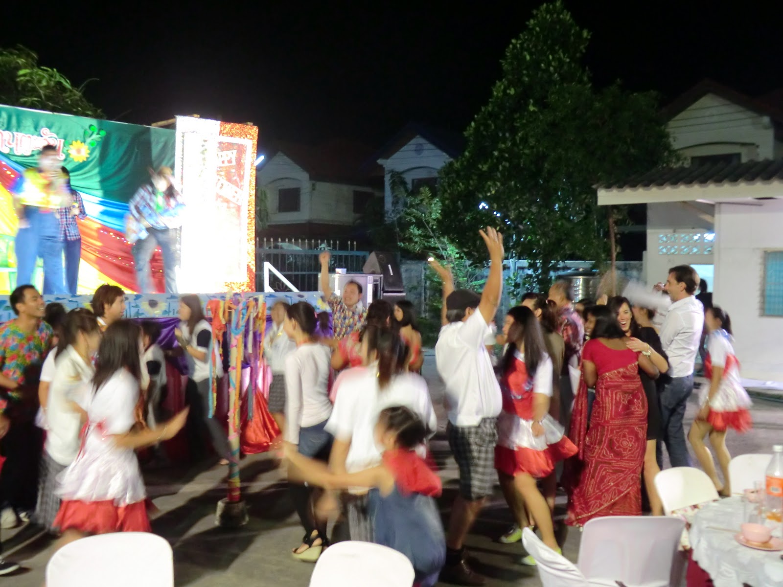 Dance+party+usa+regulars