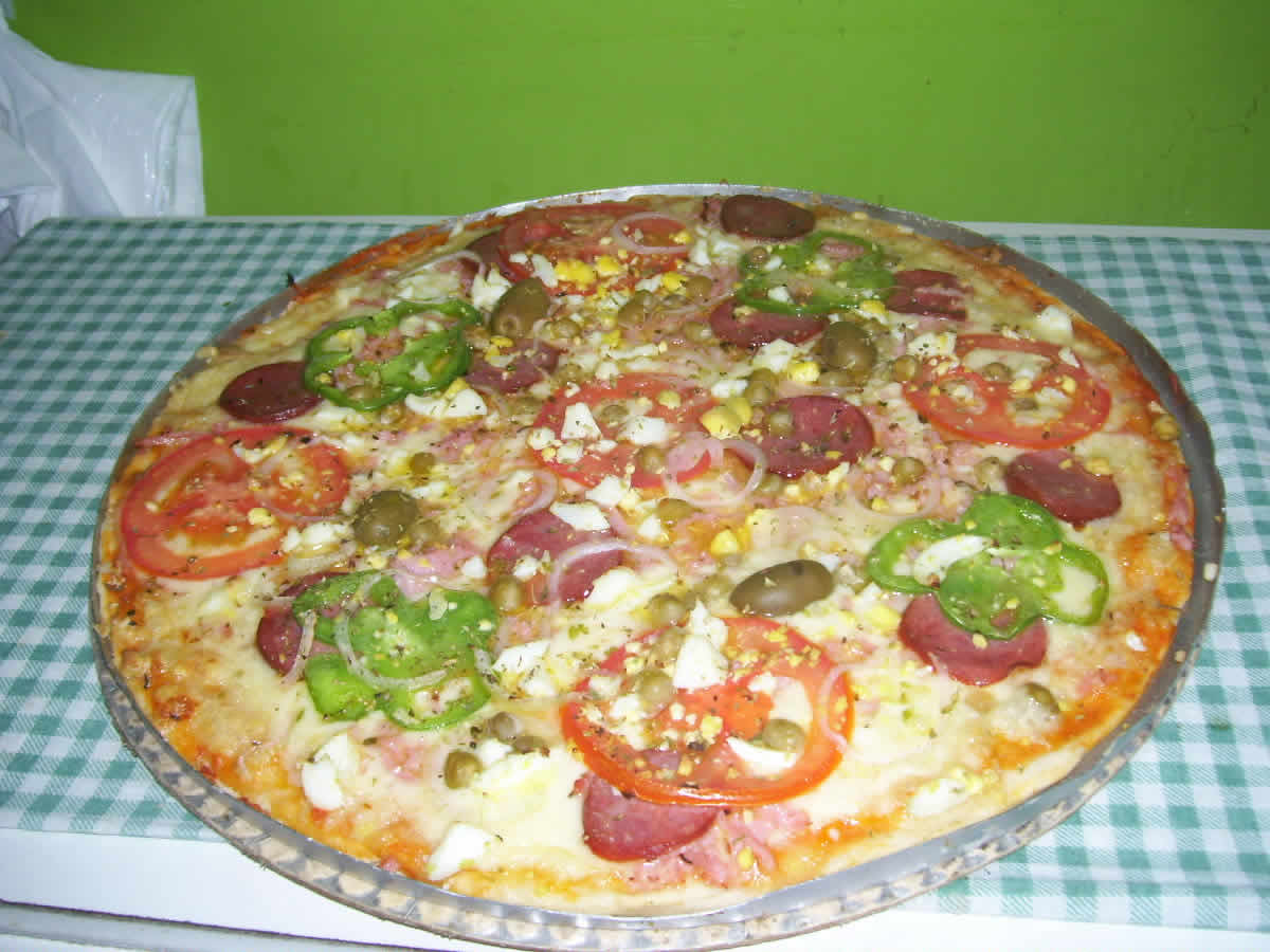 Quais Os Ingredientes De Uma Pizza Portuguesa