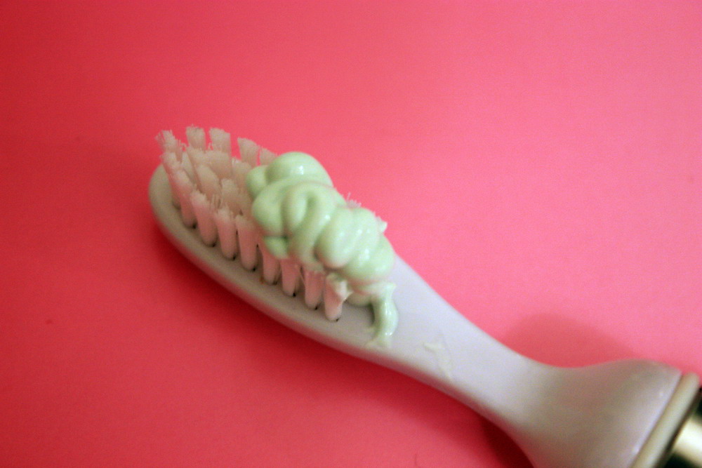 [OHSO-Toothbrush5.jpg]