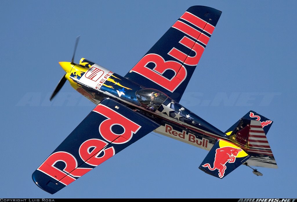 [Red+Bull+Air+Race+08+at+Porto.jpg]